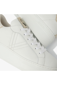 Schoen