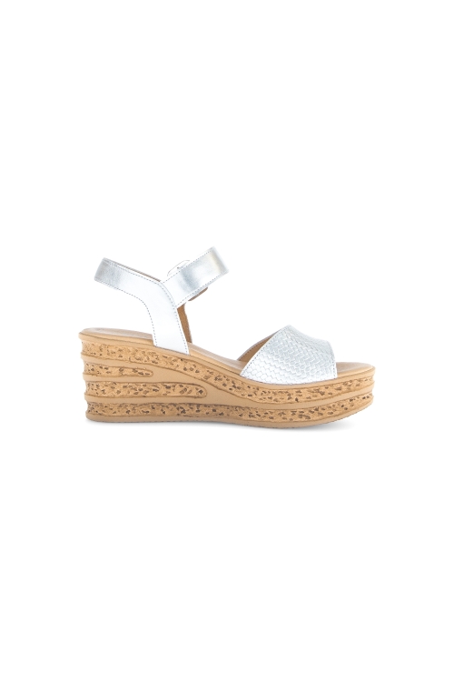 Schoen