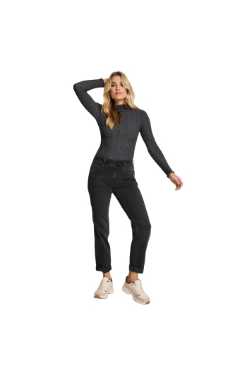 Parami Jean