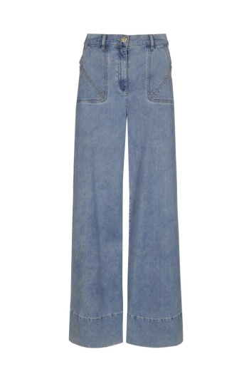 Caroline Biss Jean