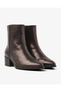 Schoen