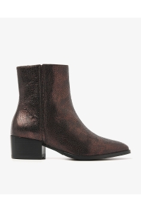 Schoen