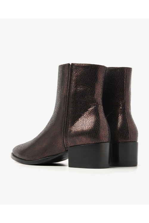 Schoen