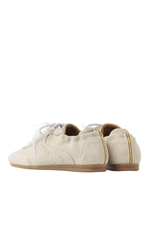 Schoen