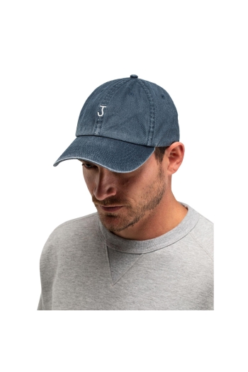 Butcher of Blue Muts, hoed of pet