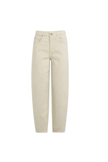 Yaya Jean