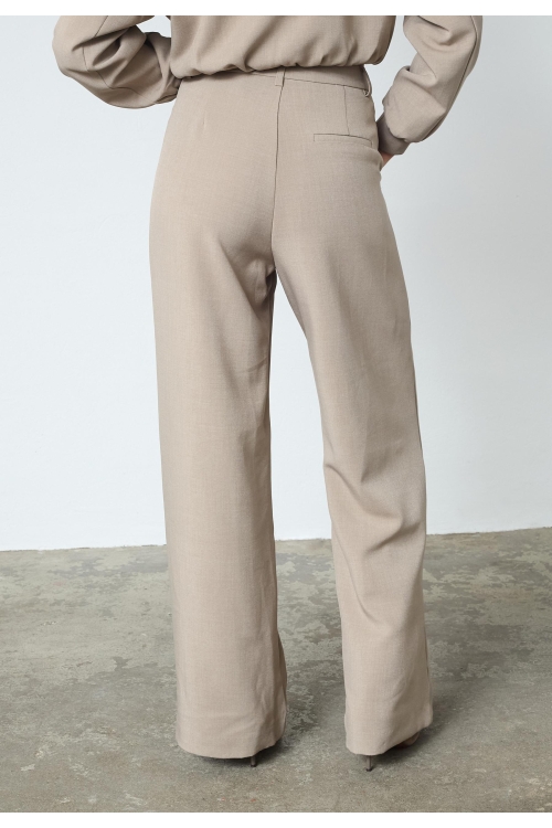 Broek